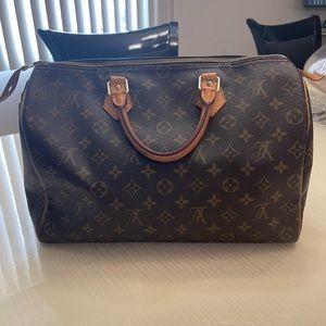 Louis Vuitton Speedy 35 Handbag